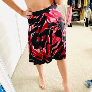 KENNETH COLE SKIRT with zipper on the left side